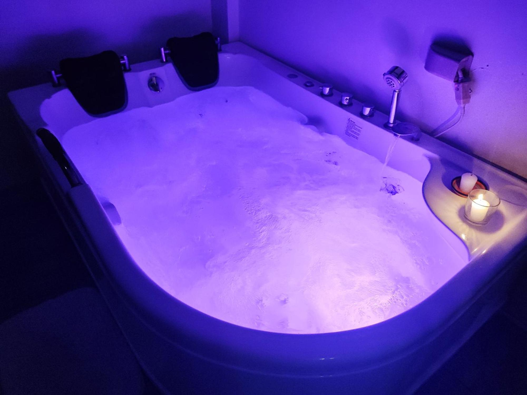 Bonsai Jacuzzi Suites ปางเลา ภายนอก รูปภาพ