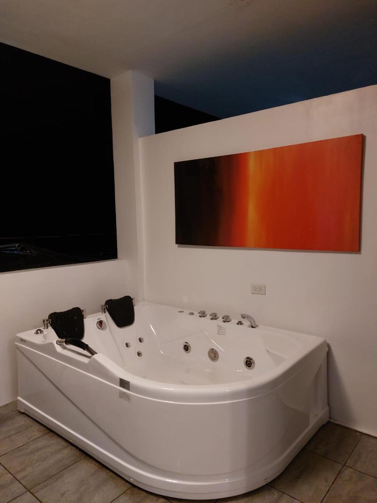 Bonsai Jacuzzi Suites ปางเลา ภายนอก รูปภาพ